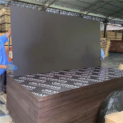 중국 제조 업체 필름 직면 합판 블랙/브라운/레드 고품질