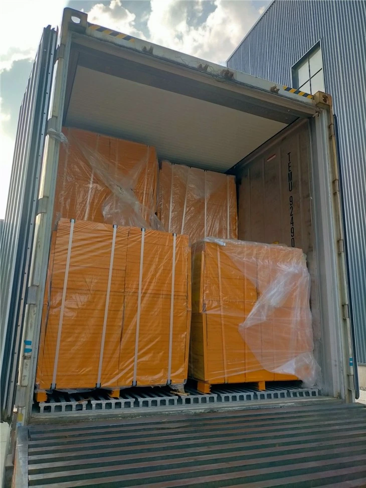 3 PLY YELLOW SHUTTERING PANEL FOR CONSTRUCTION